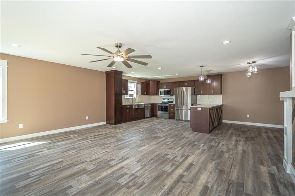 902 S Monroe Street — photo 7