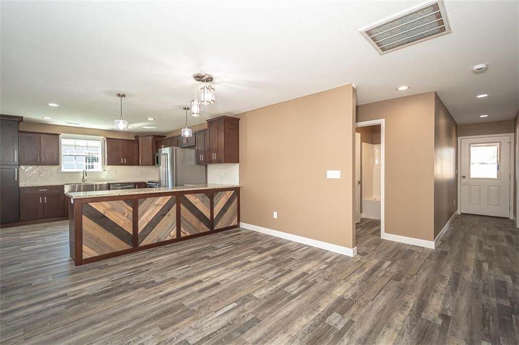 902 S Monroe Street — photo 14