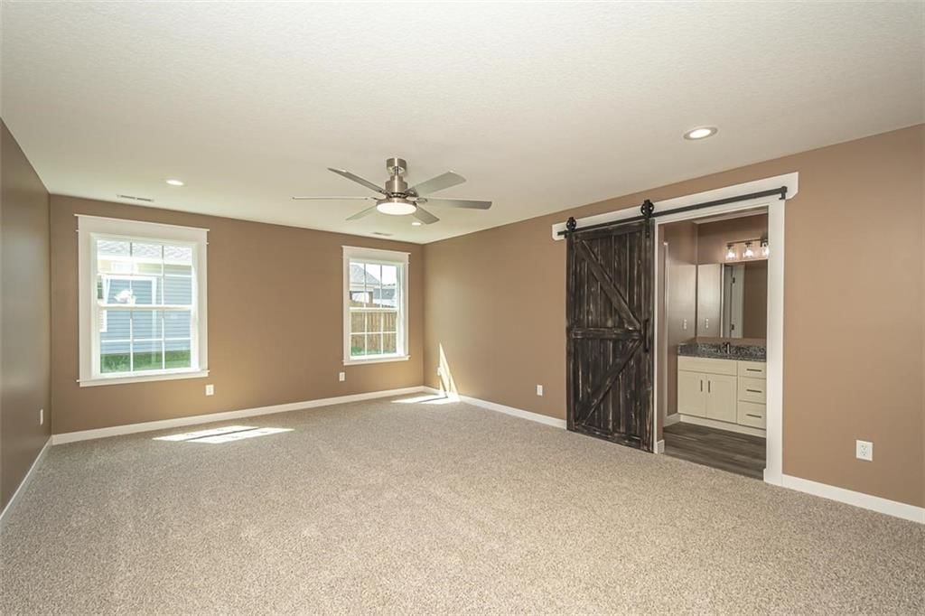 902 S Monroe Street — photo 18