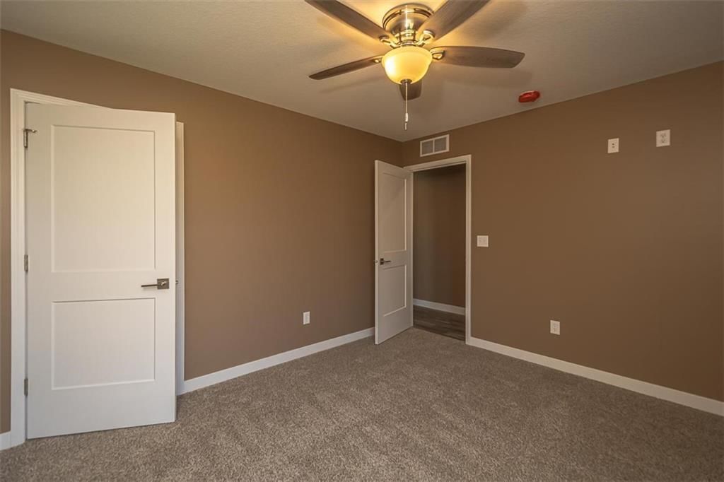 902 S Monroe Street — photo 27