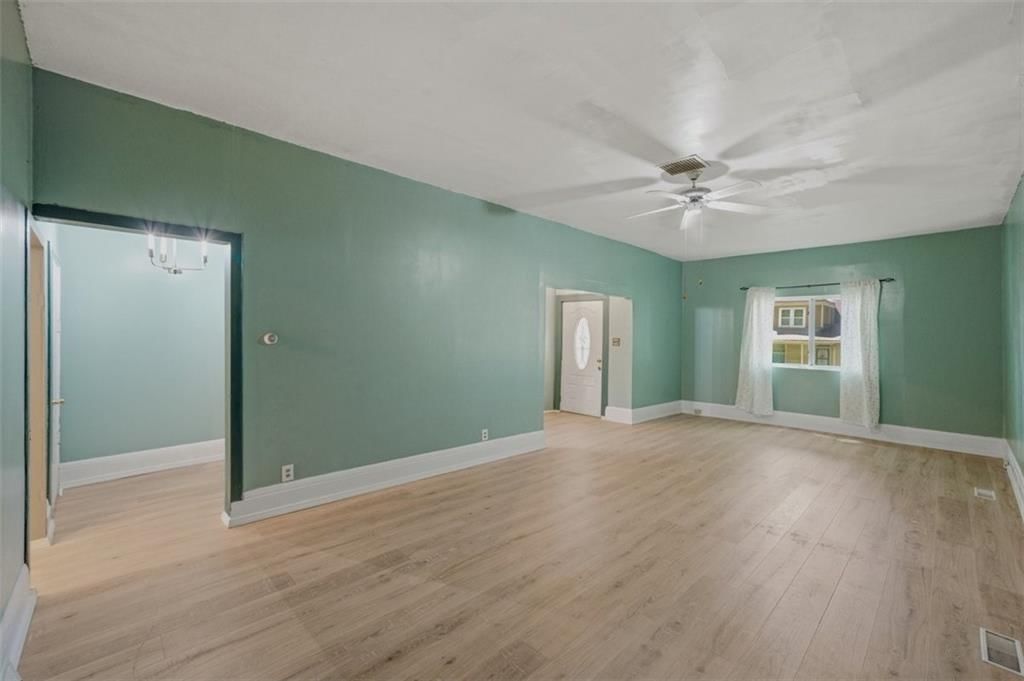 3510 Thompson Avenue — photo 7