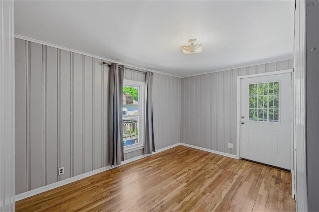 3510 Thompson Avenue — photo 19