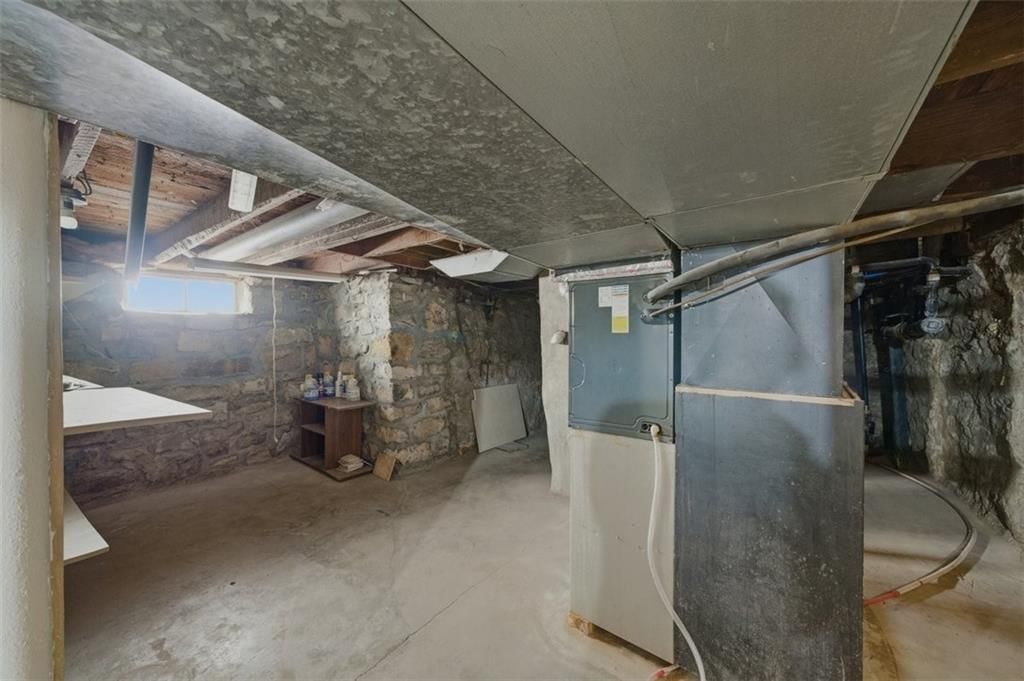 3510 Thompson Avenue — photo 25