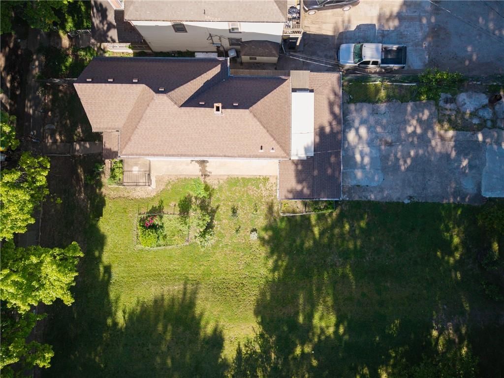 3510 Thompson Avenue — photo 37
