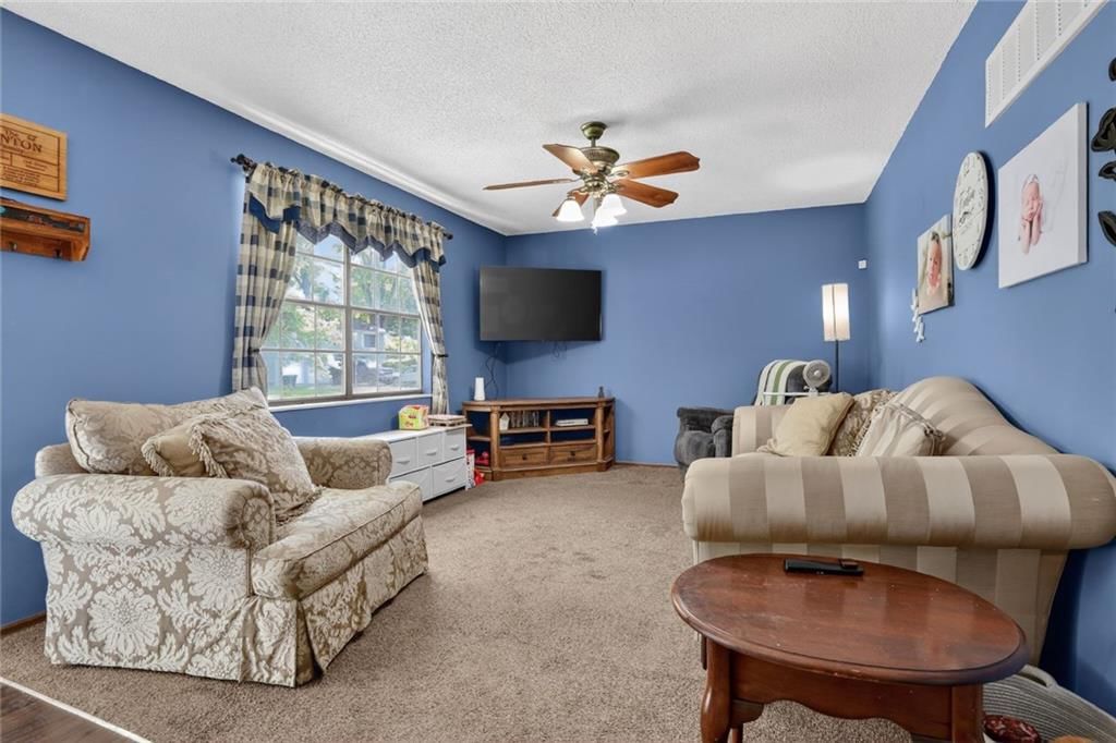 216 SW 21st Street — photo 3
