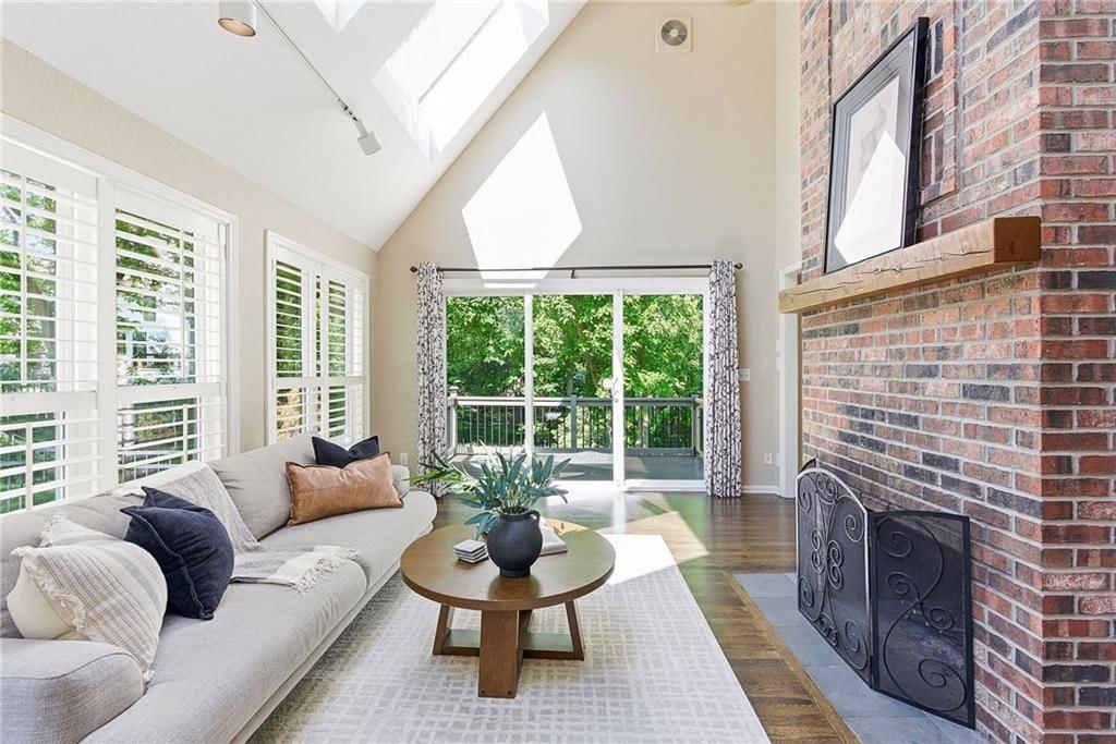 12204 MELROSE Street — photo 35