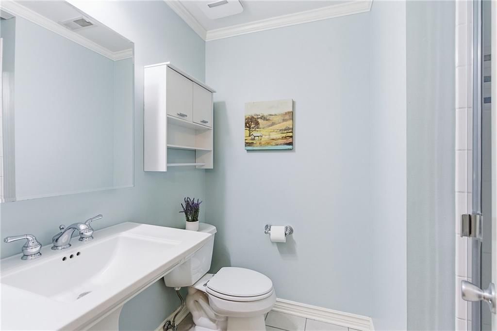 12204 MELROSE Street — photo 45