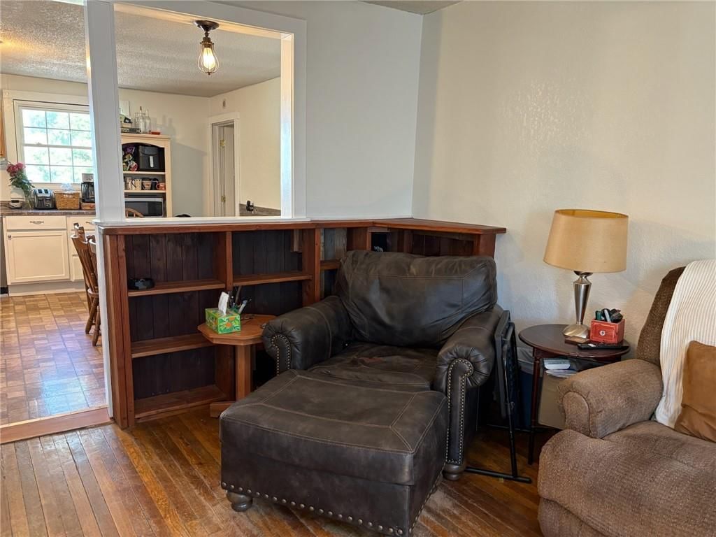 625 Summit Street — photo 16