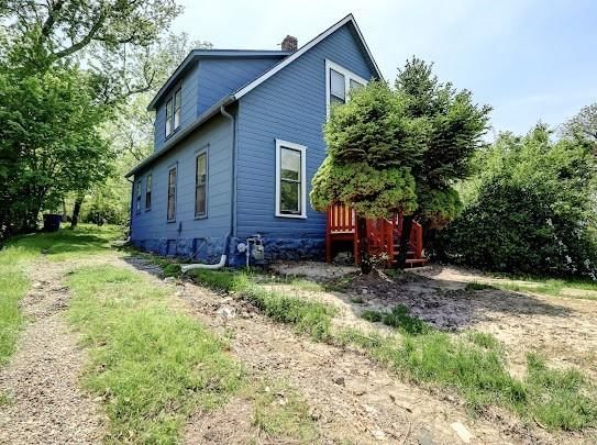 1511 W Walnut Street — photo 2
