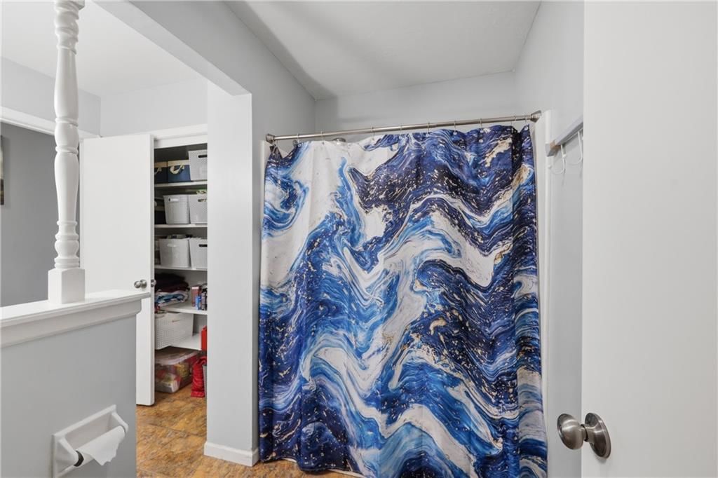 126 Beach Drive — photo 13