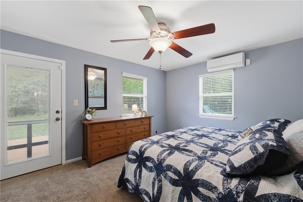 126 Beach Drive — photo 18