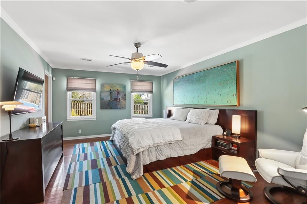 1214 W Gregory Boulevard — photo 13