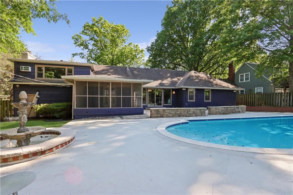 1214 W Gregory Boulevard — photo 27