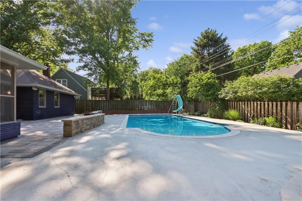 1214 W Gregory Boulevard — photo 31