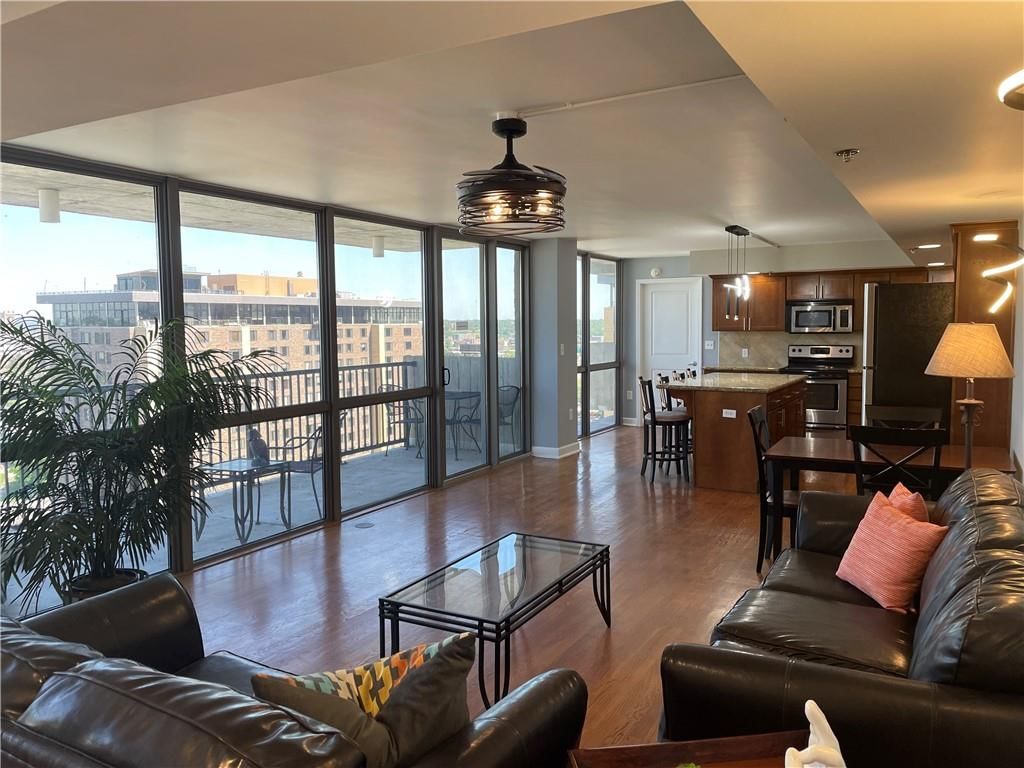 600 Admiral Boulevard — photo 10