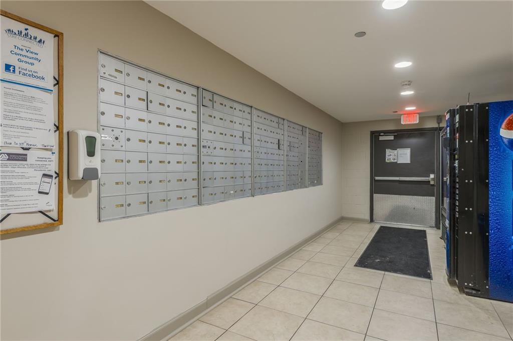 600 Admiral Boulevard — photo 24