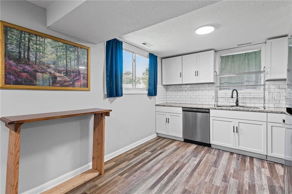 914 N Arrowhead Drive — photo 12