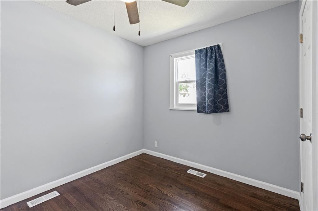 914 N Arrowhead Drive — photo 20