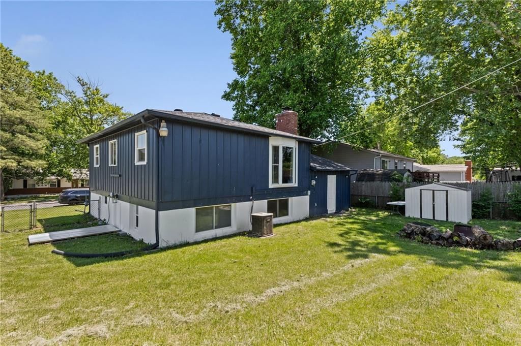 914 N Arrowhead Drive — photo 32