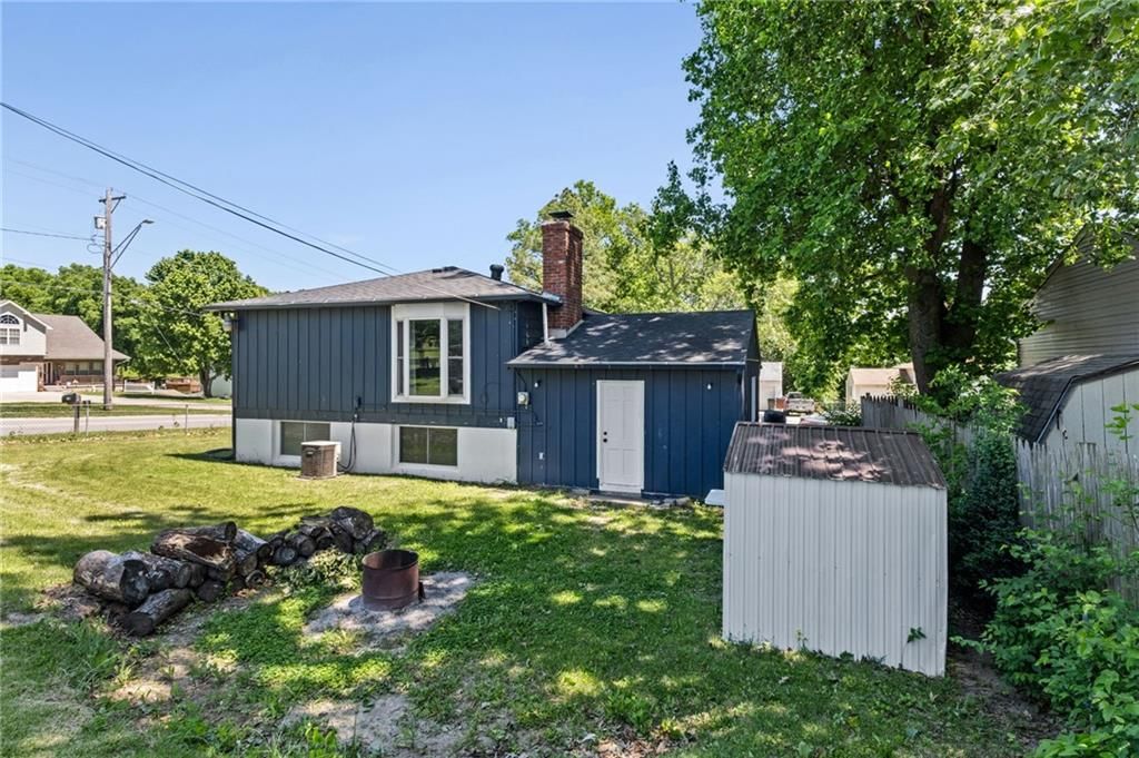 914 N Arrowhead Drive — photo 33