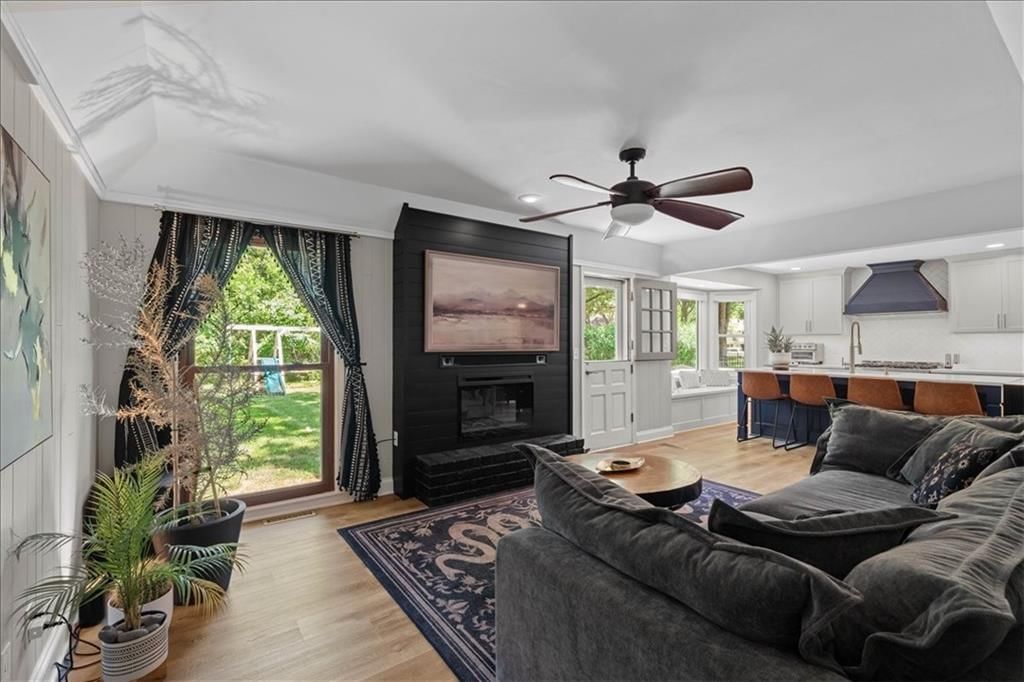 8812 W 106th Street — photo 18