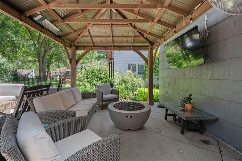8812 W 106th Street — photo 28