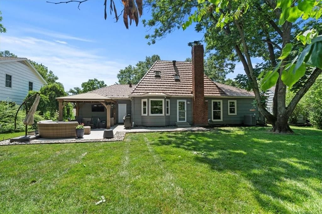8812 W 106th Street — photo 31