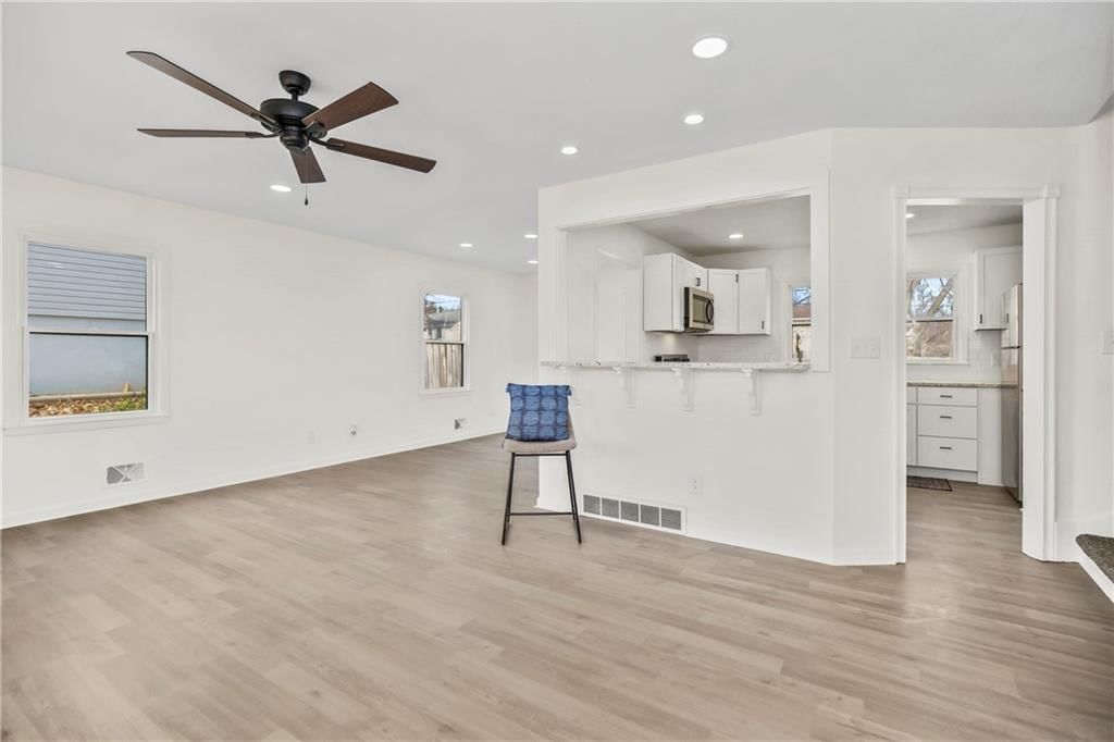 9306 E 81st Street — photo 5