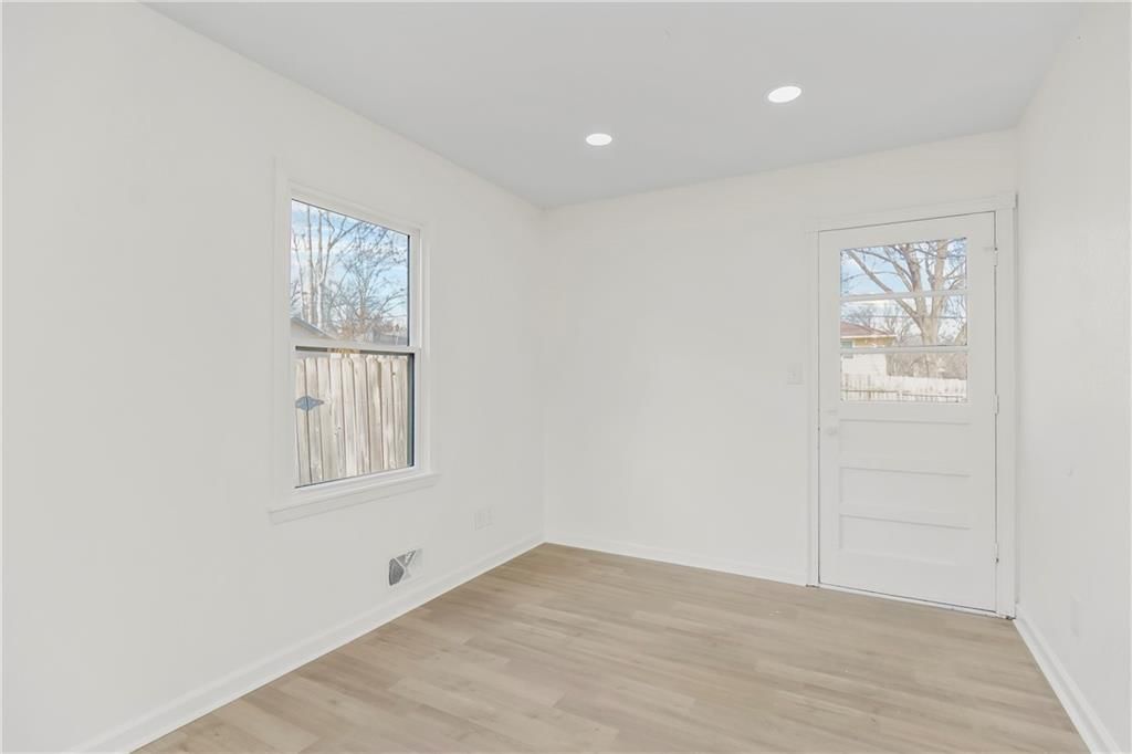 9306 E 81st Street — photo 21