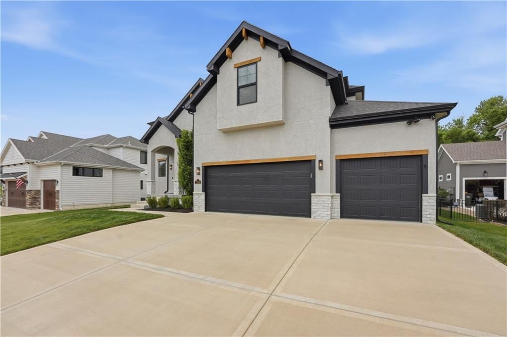 7190 N National Drive — photo 4