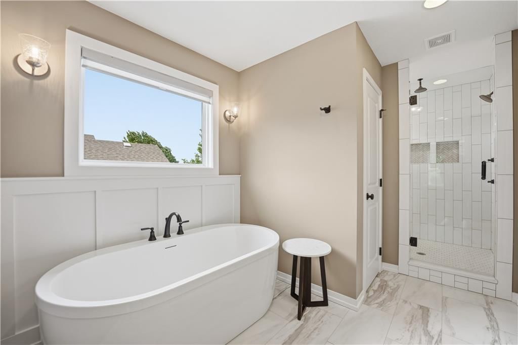 7190 N National Drive — photo 23