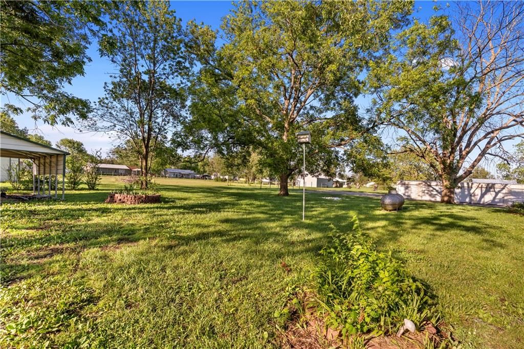 213 W Marvin Avenue — photo 6