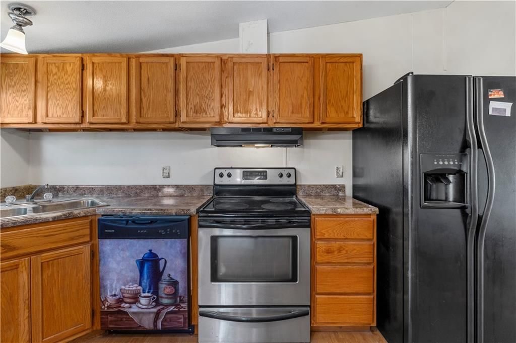 213 W Marvin Avenue — photo 15