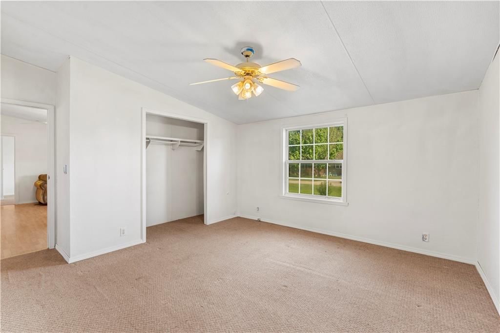 213 W Marvin Avenue — photo 24