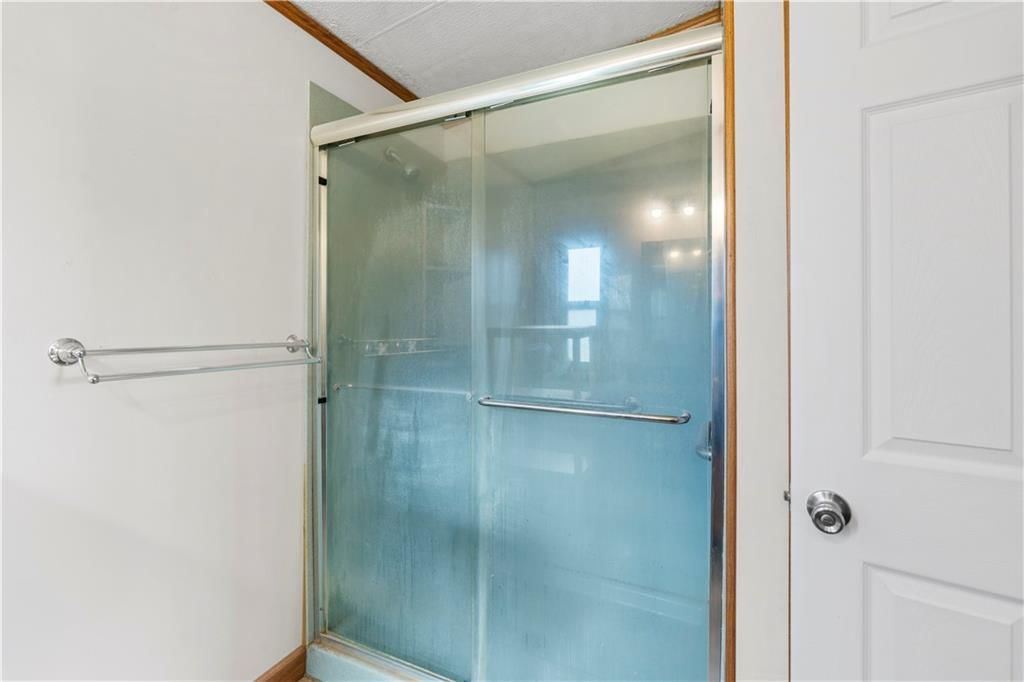 213 W Marvin Avenue — photo 26