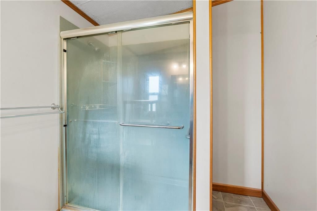 213 W Marvin Avenue — photo 28