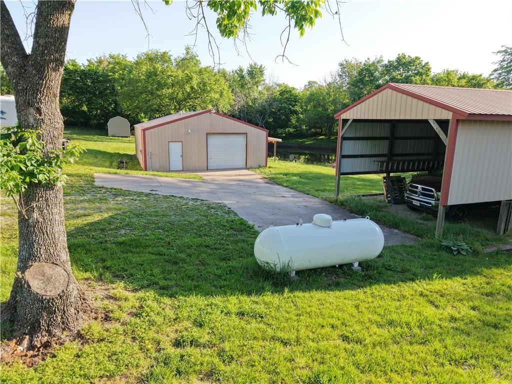 33604 E Corn Spur Road — photo 35