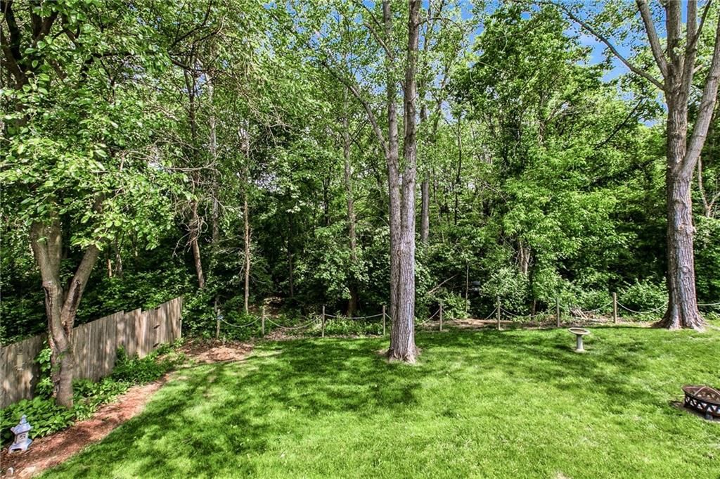 8424 N Park Court — photo 38