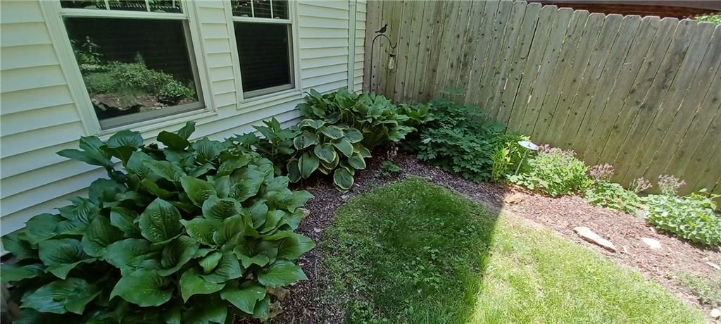 8424 N Park Court — photo 39