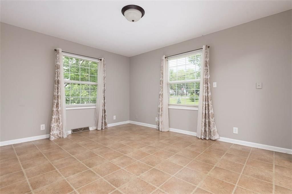 903 S Jefferson Street — photo 8