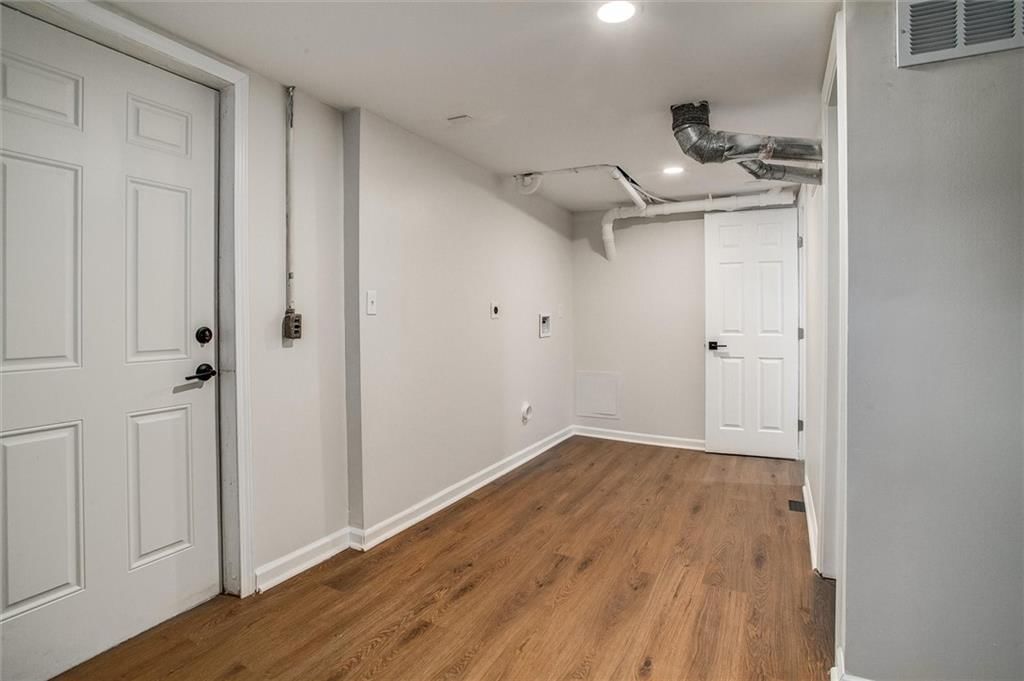 12305 E 52nd Terrace — photo 21