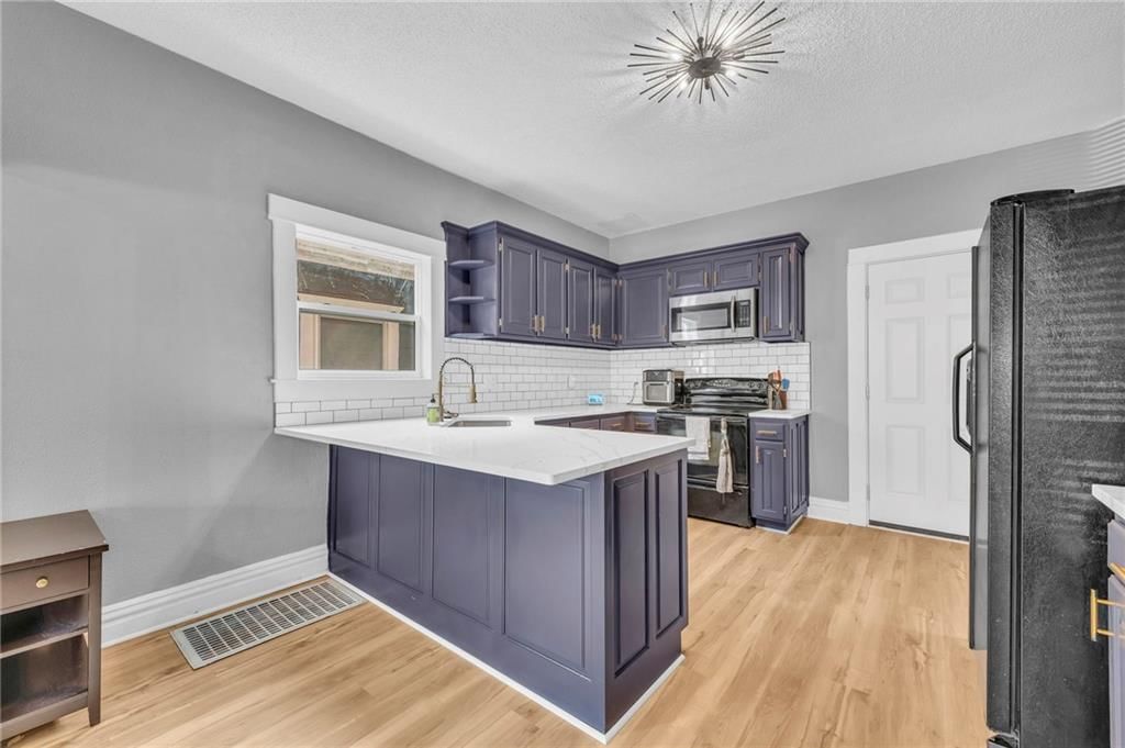 1505 W 39TH Avenue — photo 7