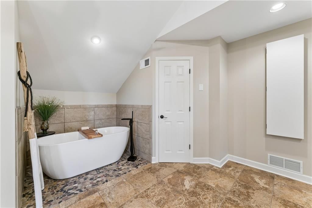 23237 Nall Road — photo 36