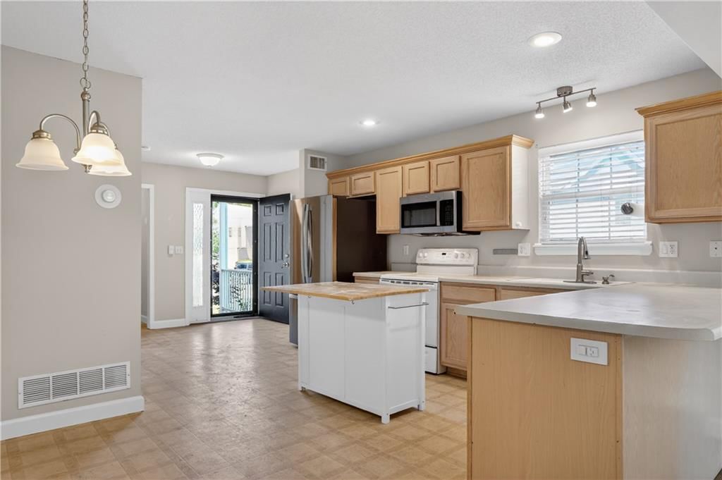 8665 NE 97th Terrace — photo 4