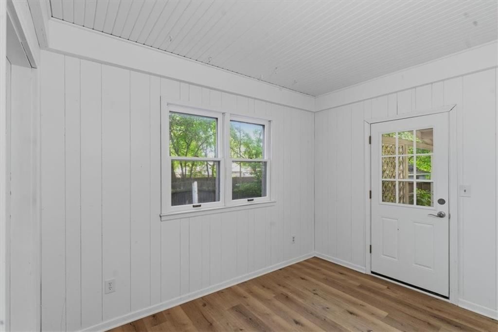 8107 Walnut Street — photo 10