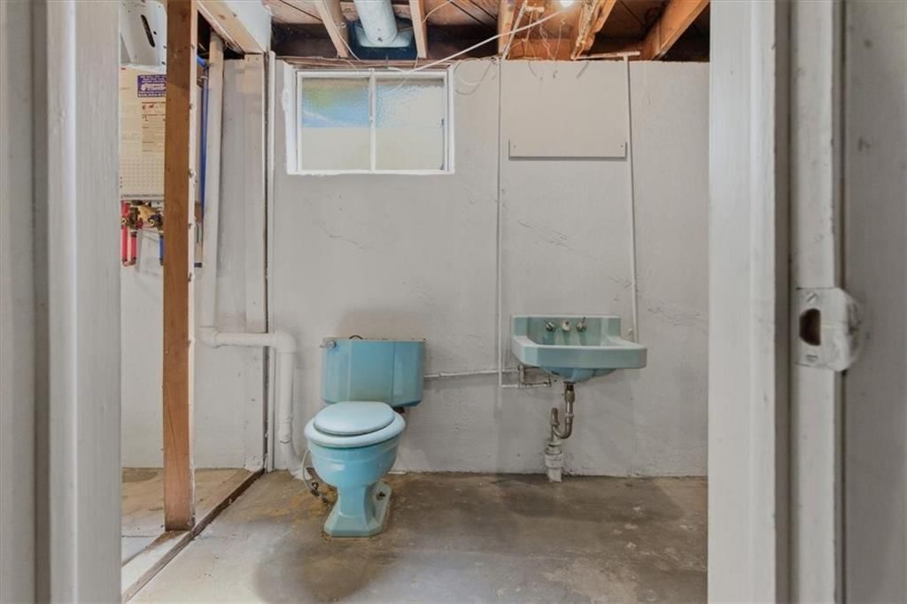 8107 Walnut Street — photo 31