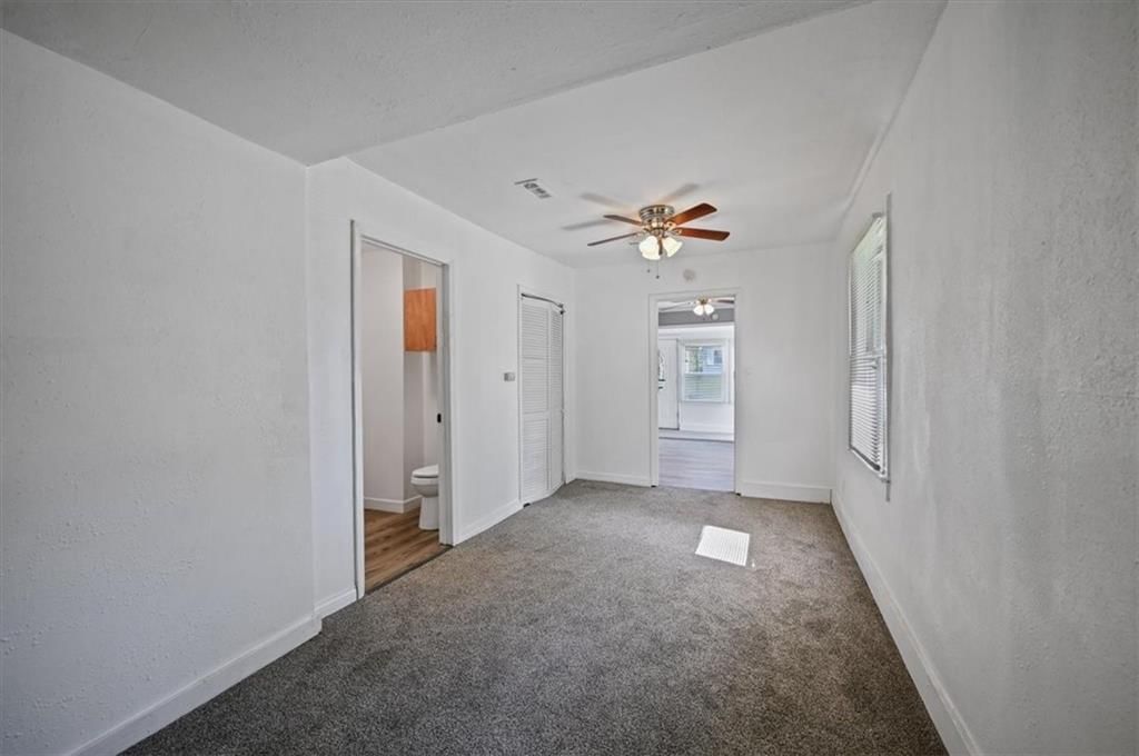 2917 E 61st Street — photo 12