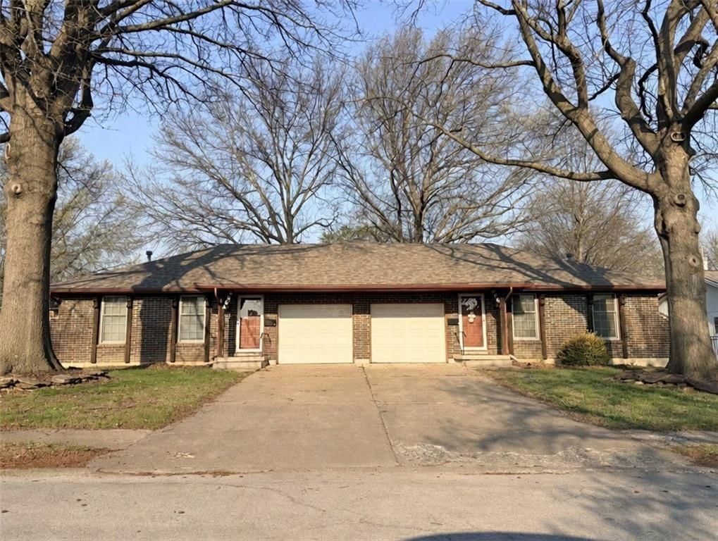 606 NE Magellan Avenue — photo 1