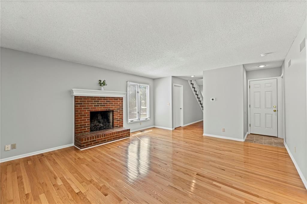 10810 W 116th Street — photo 5