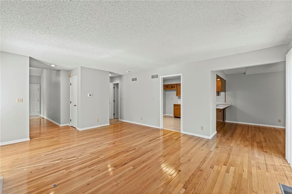 10810 W 116th Street — photo 6